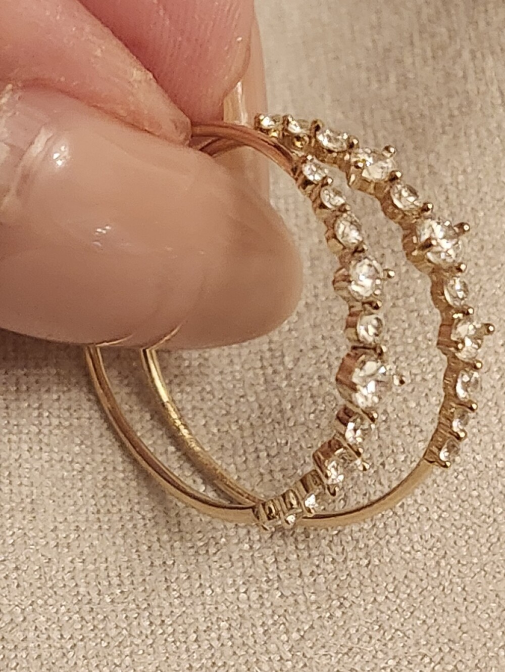 10kt  Ring  Two Ring Size 7 - Picture 5 of 10